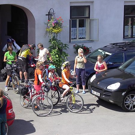 Rodinne Ubytovani Na Habesi Crhov Bagian luar foto