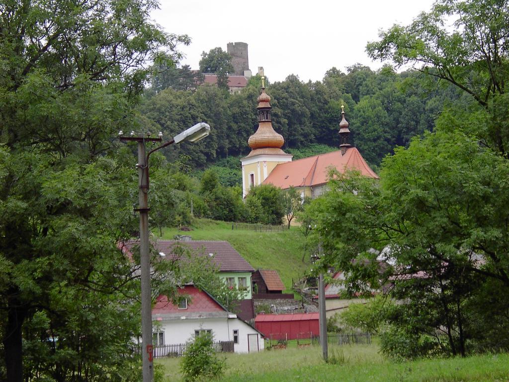 Rodinne Ubytovani Na Habesi Crhov Bagian luar foto