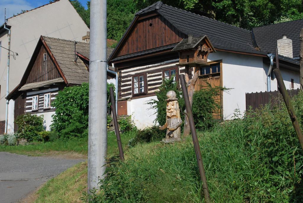 Rodinne Ubytovani Na Habesi Crhov Bagian luar foto
